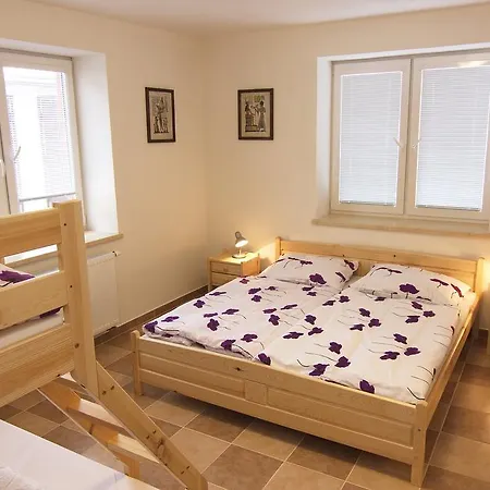 Red Pine Apartment Vlachovice