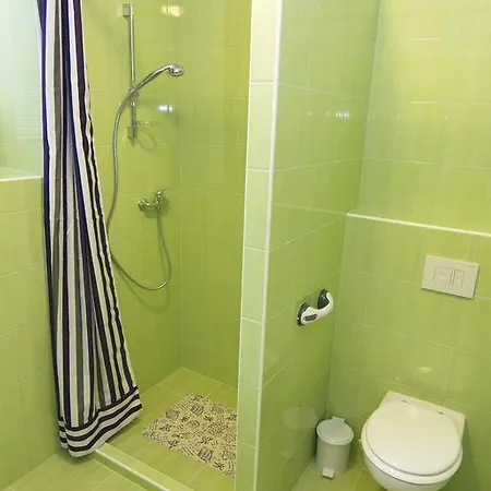 Red Pine Apartament
